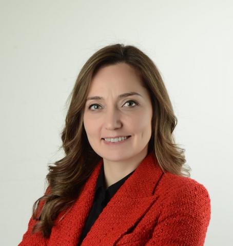 https://www.nesilyayinlari.com/resimler/yazarlar/buyuk/nsl_ceyda_turkkas.jpeg